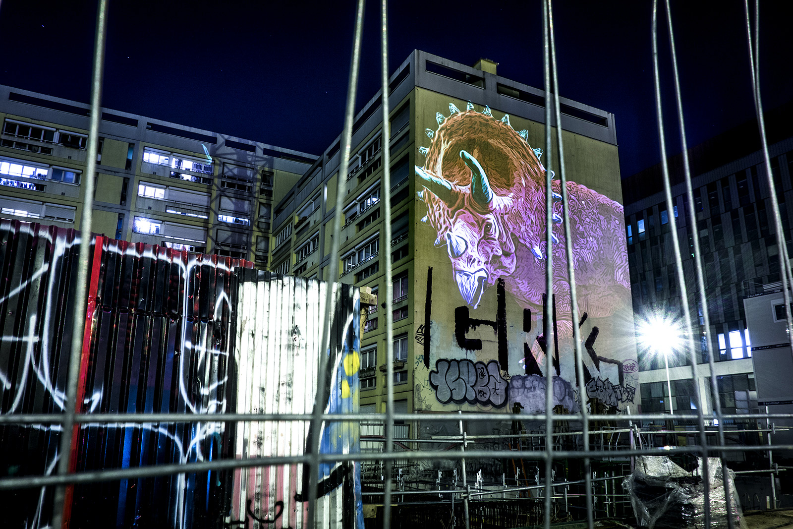Video mapping on buildings brings ideas to life Basa Studio photo picture