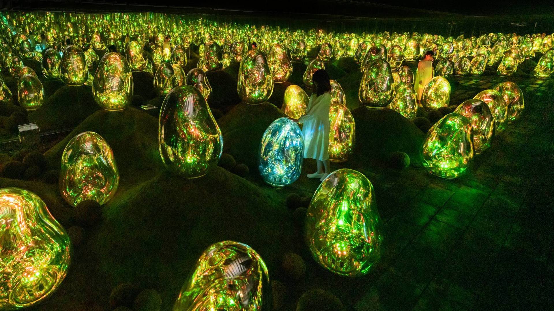 Breathtaking digital interactive installations: Reimagining public space with hi-tech art