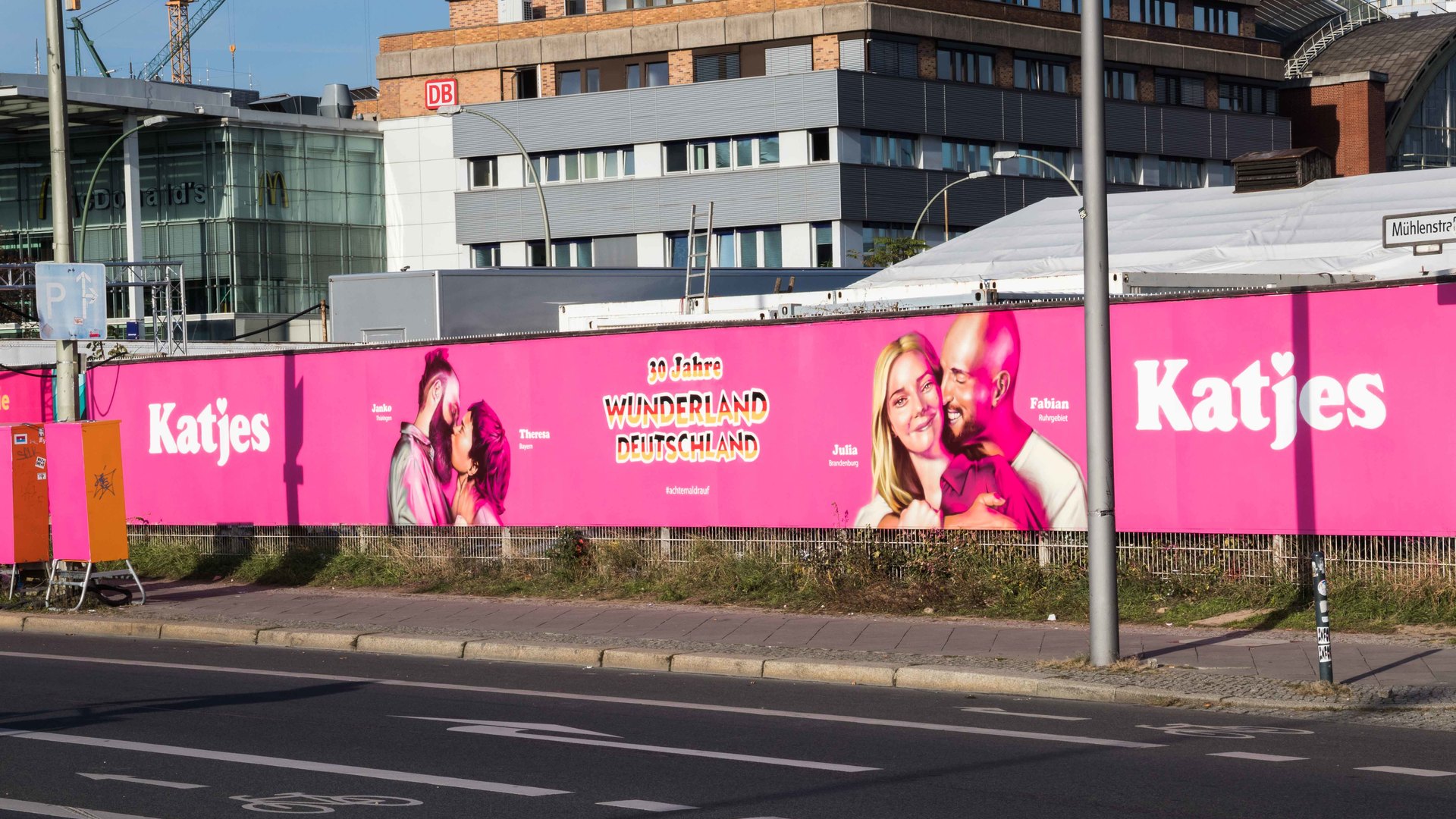 From rags to riches: The process and costs of mural advertising